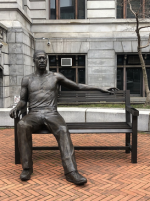 Statue_of_George_Floyd_Newark_City_Hall.png